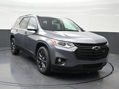 Used 2021 Chevrolet Traverse RS FWD image 8