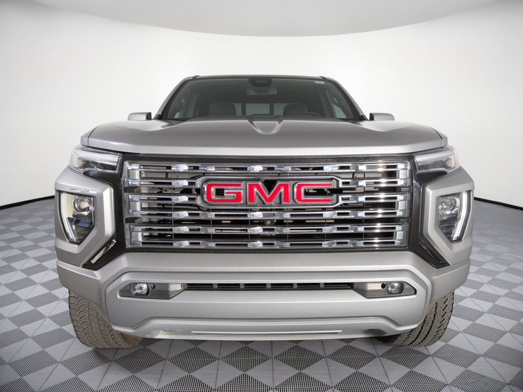 Used 2024 GMC Canyon Denali AWD/4WD image 4