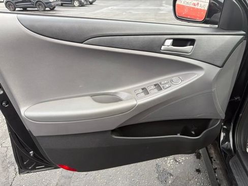 Used 2014 Hyundai Sonata GLS FWD image 11