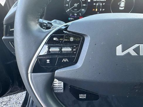 Used 2023 Kia Niro Wave w/ Wave Preserve Package FWD image 18