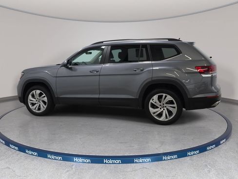 Used 2023 Volkswagen Atlas SE w/ Panoramic Sunroof Package AWD/4WD image 9