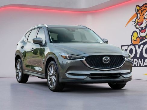 Used 2019 MAZDA CX-5 Grand Touring w/ GT Premium Package FWD image 3