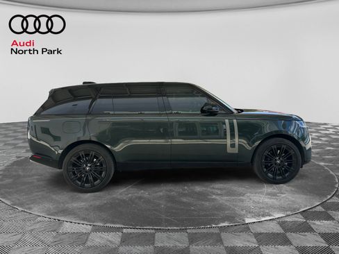 Used 2025 Land Rover Range Rover Long Wheelbase SE AWD/4WD image 6