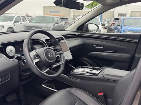 Used 2022 Hyundai Tucson Limited w/ Cargo Package image 18
