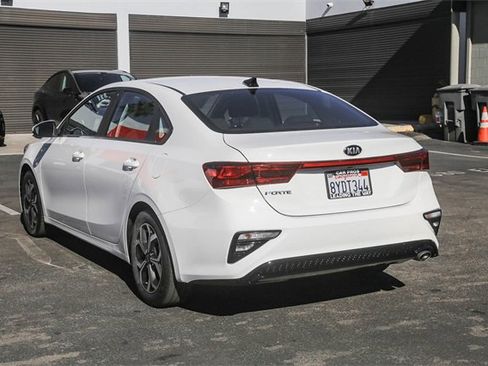 Used 2021 Kia Forte LXS image 8