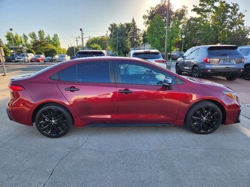 Used 2022 Toyota Corolla SE w/ Carpet Mat Package (TMS) FWD image 7