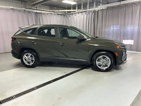 Used 2026 Hyundai Tucson SE FWD image 8