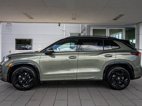 New 2026 Volkswagen Tiguan SE R-Line FWD image 14