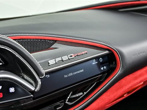 Used 2023 Ferrari SF90 Spider AWD/4WD image 33