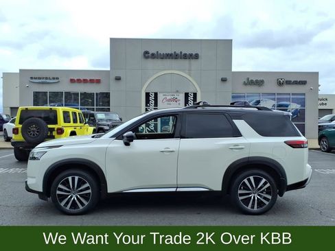 Used 2024 Nissan Pathfinder Platinum AWD/4WD image 1