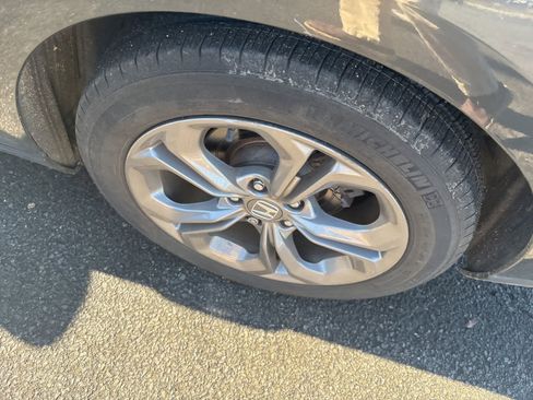 Used 2024 Honda Accord EX image 8