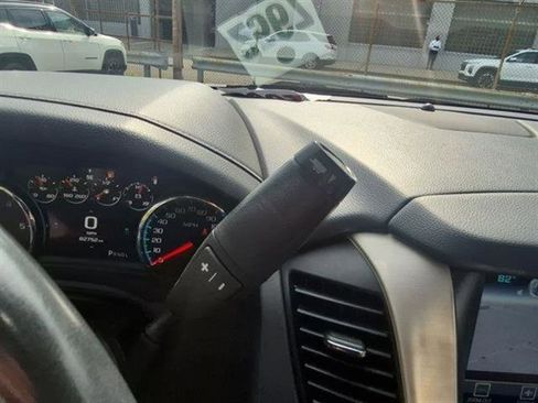 Certified 2020 GMC Yukon Denali w/ Open Road Package image 16