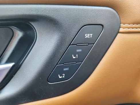 New 2026 Nissan Pathfinder Platinum image 21