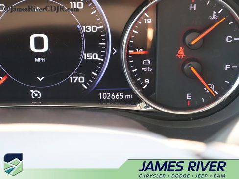 Used 2020 GMC Acadia SLT w/ Driver Alert Package II FWD image 30