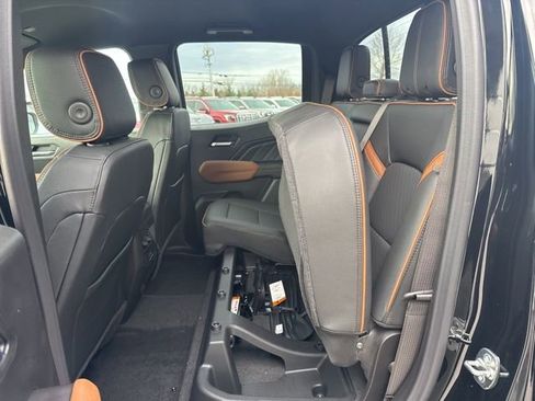 New 2026 GMC Canyon AT4 w/ AT4 Premium Package image 30