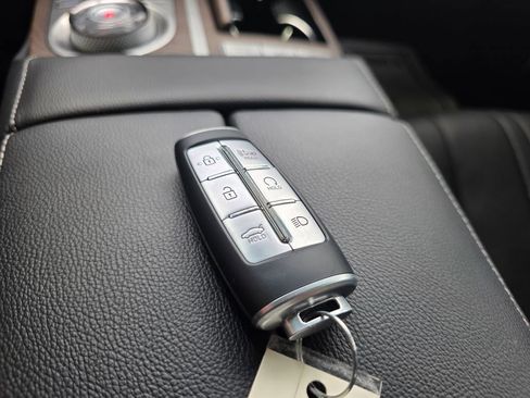 Used 2024 Genesis G80 AWD/4WD image 28