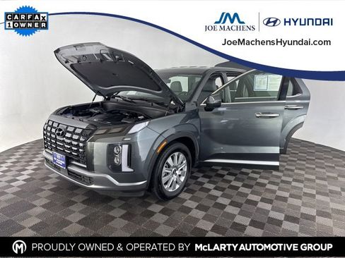 Used 2024 Hyundai Palisade SE image 12