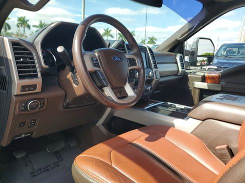 Used 2020 Ford F350 King Ranch w/ King Ranch Ultimate Package image 9