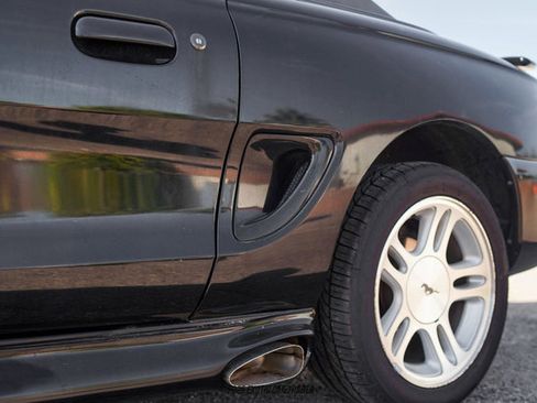 Used 1998 Ford Mustang GT image 95