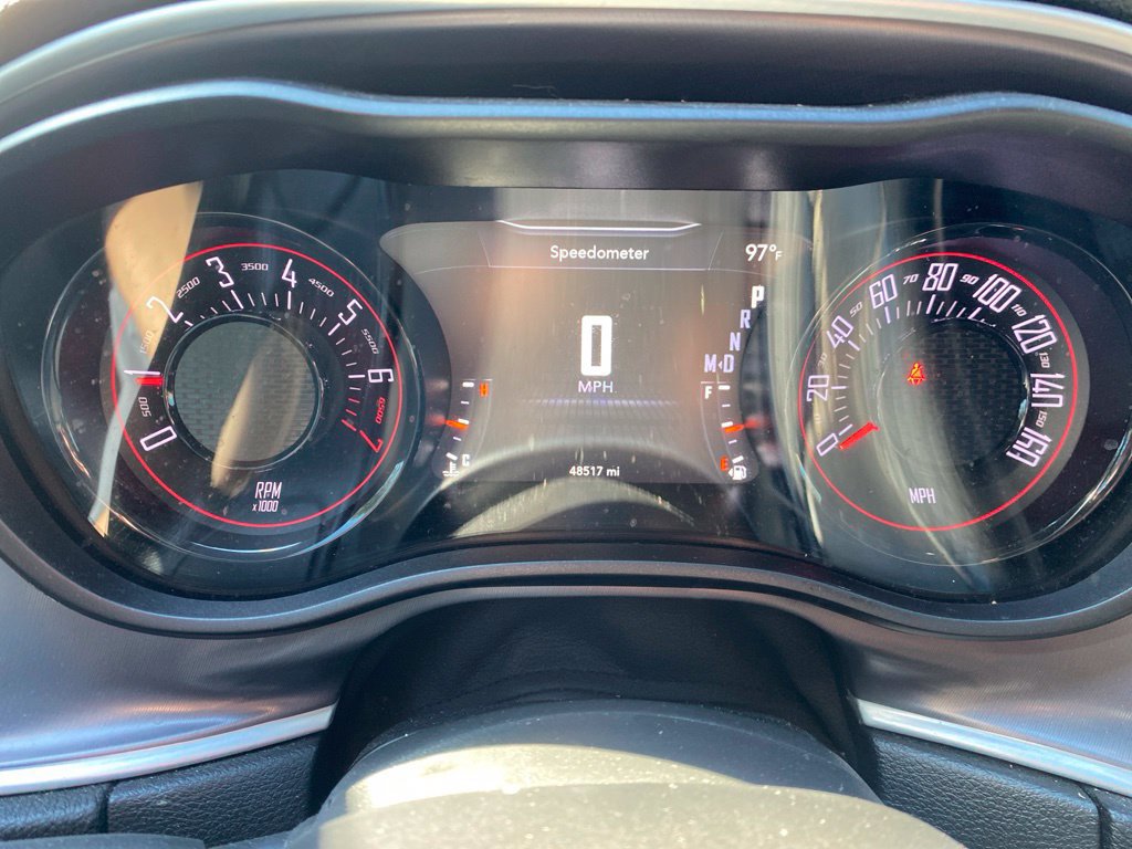 Used 2021 Dodge Challenger SXT w/ Driver Convenience Group RWD image 17