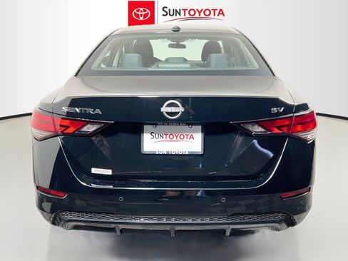 Used 2024 Nissan Sentra SV FWD image 5