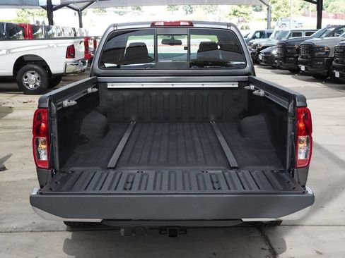 Used 2021 Nissan Frontier SV RWD image 29