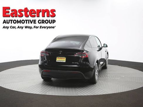 Used 2021 Tesla Model Y Long Range AWD/4WD image 33
