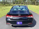 Used 2023 Hyundai Elantra SEL image 5