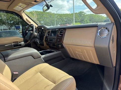 Used 2011 Ford F250 Lariat w/ Lariat Ultimate Pkg AWD/4WD image 18