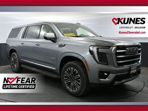 Used 2025 GMC Yukon XL Elevation image 1
