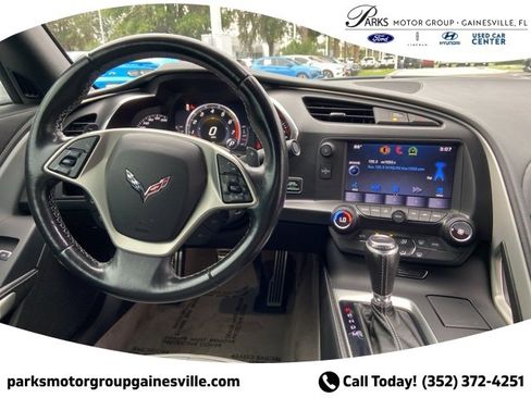 Used 2015 Chevrolet Corvette Stingray Convertible image 9