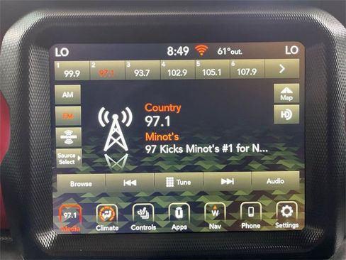 Certified 2023 Jeep Gladiator Rubicon w/ Cold Weather Group image 16