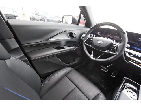 New 2027 Cadillac Lyriq Sport AWD/4WD image 8