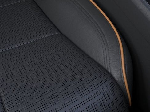 New 2025 Lincoln Aviator Black Label image 16