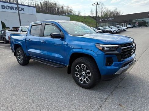 Used 2024 Chevrolet Colorado Z71 w/ Z71 Convenience Package 2 image 7