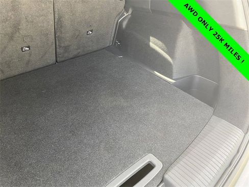 Used 2023 Nissan Rogue SV image 38