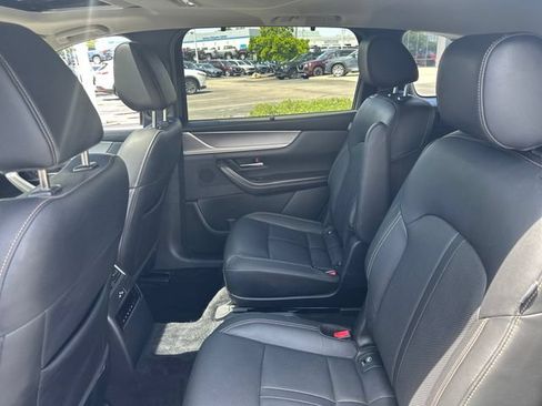Certified 2024 MAZDA CX-90 3.3 Turbo w/ Preferred Plus AWD/4WD image 19