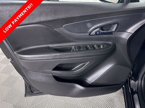 Used 2021 Buick Encore Preferred w/ Safety Package image 22