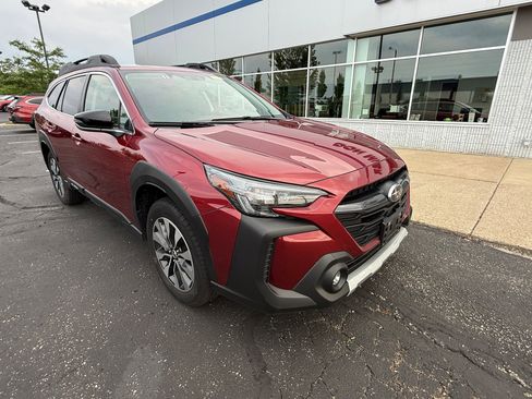 Used 2024 Subaru Outback Limited image 1