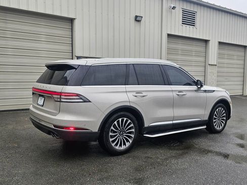 Used 2023 Lincoln Aviator Reserve w/ Equipment Group 201A image 8