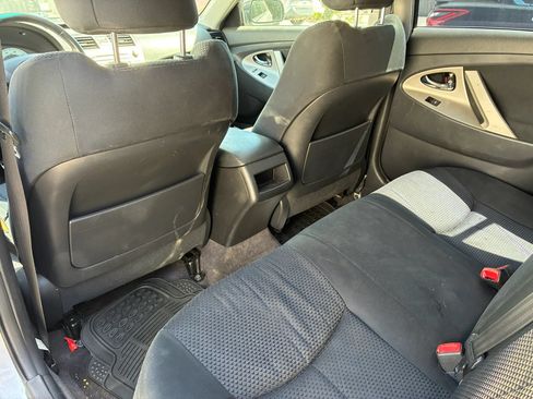 Used 2011 Toyota Camry SE w/ SE Extra-Value Pkg #1 FWD image 47