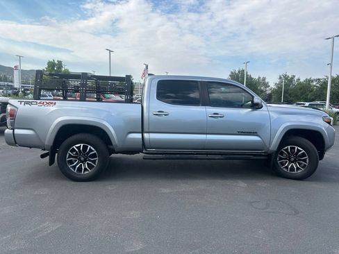 Used 2023 Toyota Tacoma TRD Sport w/ TRD Premium Sport Package AWD/4WD image 9