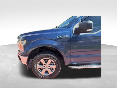 Certified 2018 Ford F150 XLT w/ Equipment Group 302A Luxury AWD/4WD image 35
