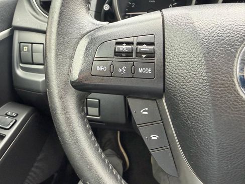Used 2012 MAZDA MAZDA5 Touring w/ Moonroof & Audio Pkg FWD image 23
