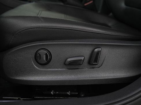 Used 2016 Volkswagen Passat 1.8T SE w/ Lighting Package (P06) image 20