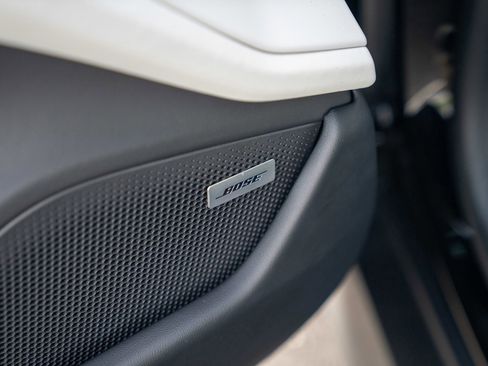 Certified 2023 Porsche Taycan 4S AWD/4WD image 11