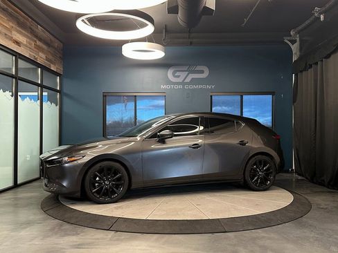 Used 2019 MAZDA MAZDA3 AWD Hatchback w/ Premium Pkg image 7