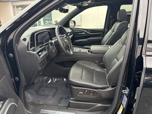 Used 2023 Cadillac Escalade Sport image 17
