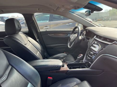 Used 2016 Cadillac XTS Luxury FWD image 2