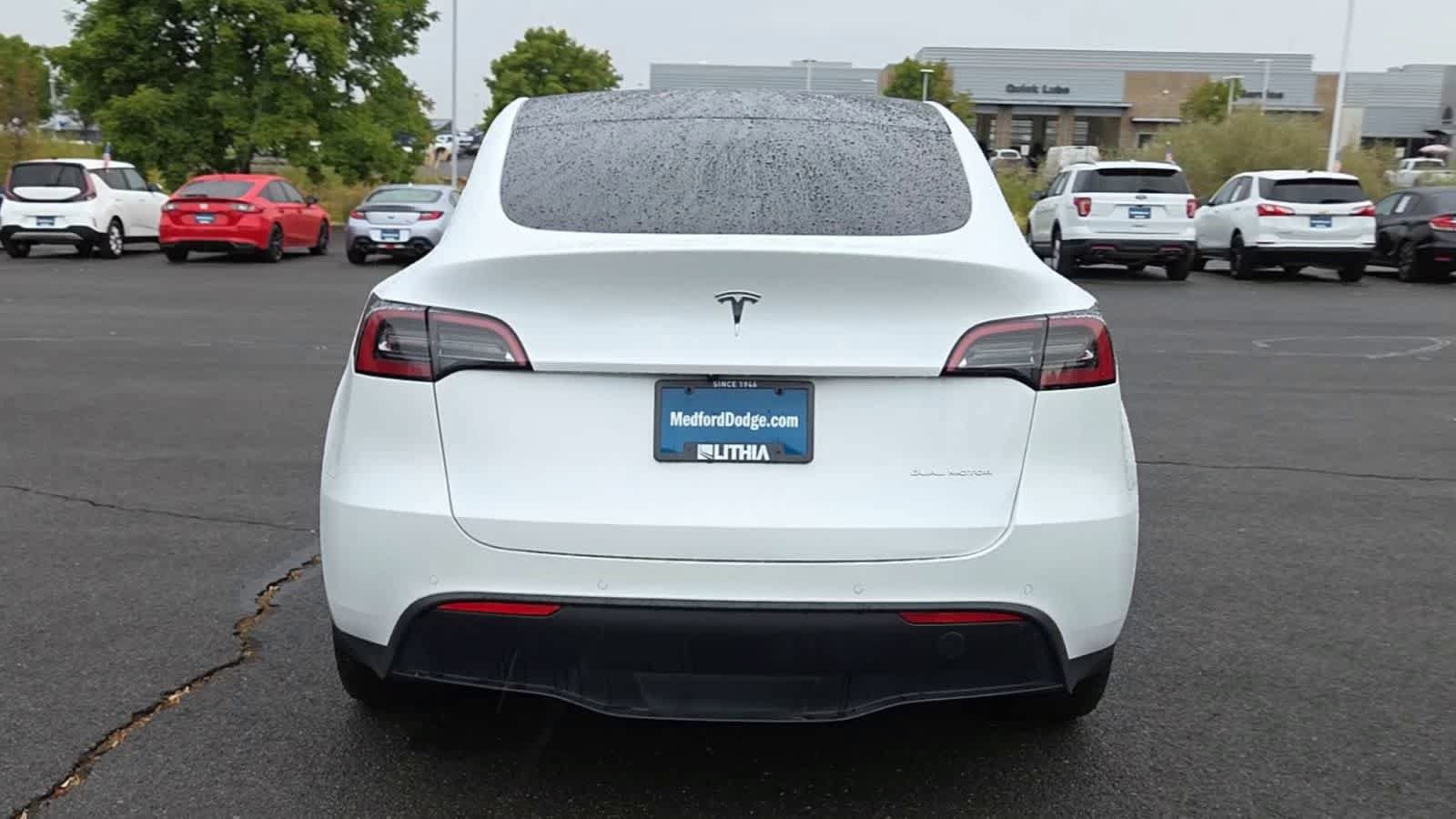 Used 2022 Tesla Model Y Long Range AWD/4WD image 7